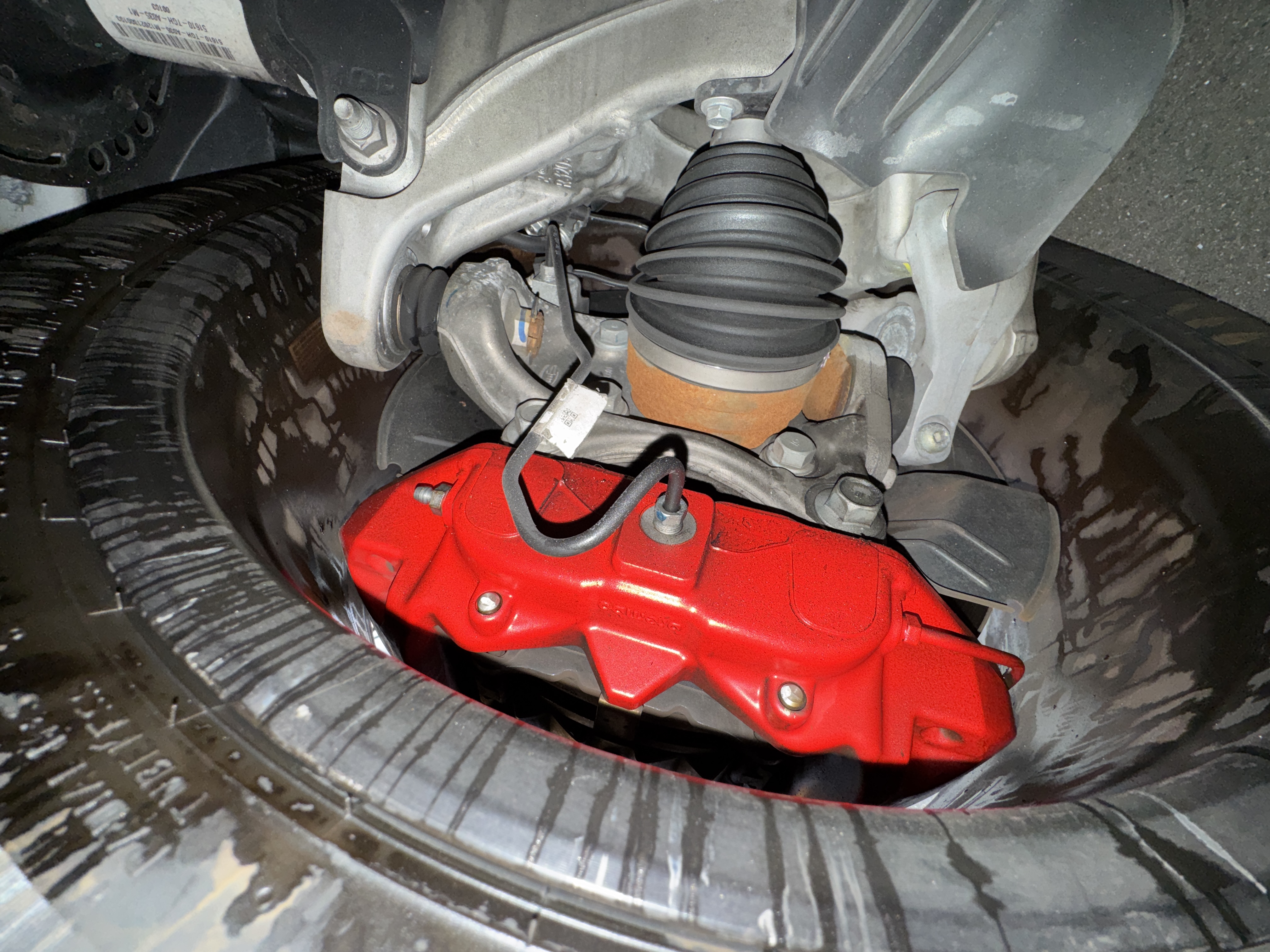 【ブレーキからオイル漏れ！！】CIVIC TYPE R FK8  - 画像1